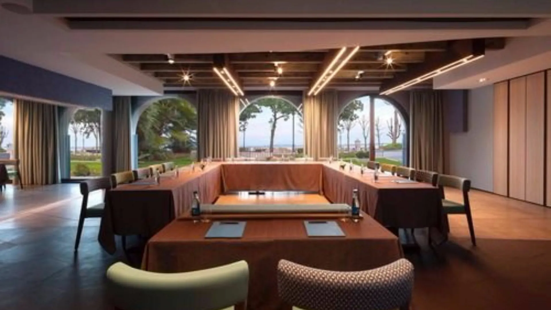 Park Hotel Desenzano del Garda 4*,  Italy