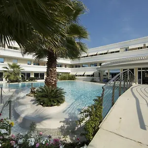 4* Hotel Relais Du