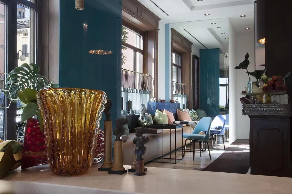 Park Hotel Desenzano del Garda 4*,  Italy
