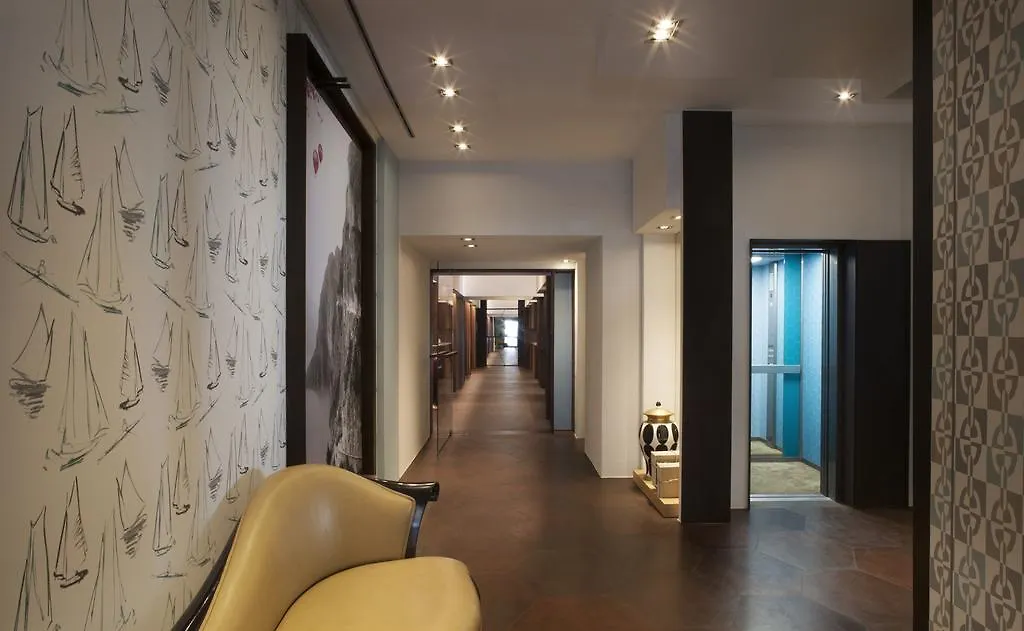Park Hotel Desenzano del Garda 4*,
